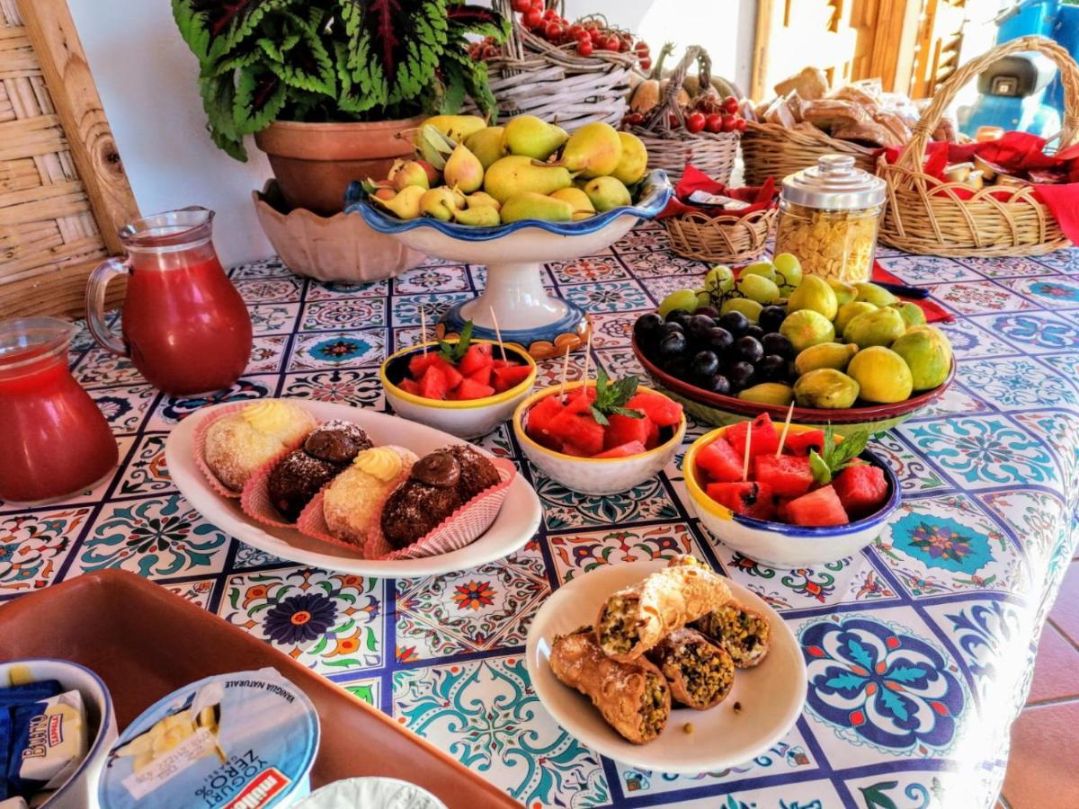 Lauricella Bed And Breakfast Λίπαρι Εξωτερικό φωτογραφία