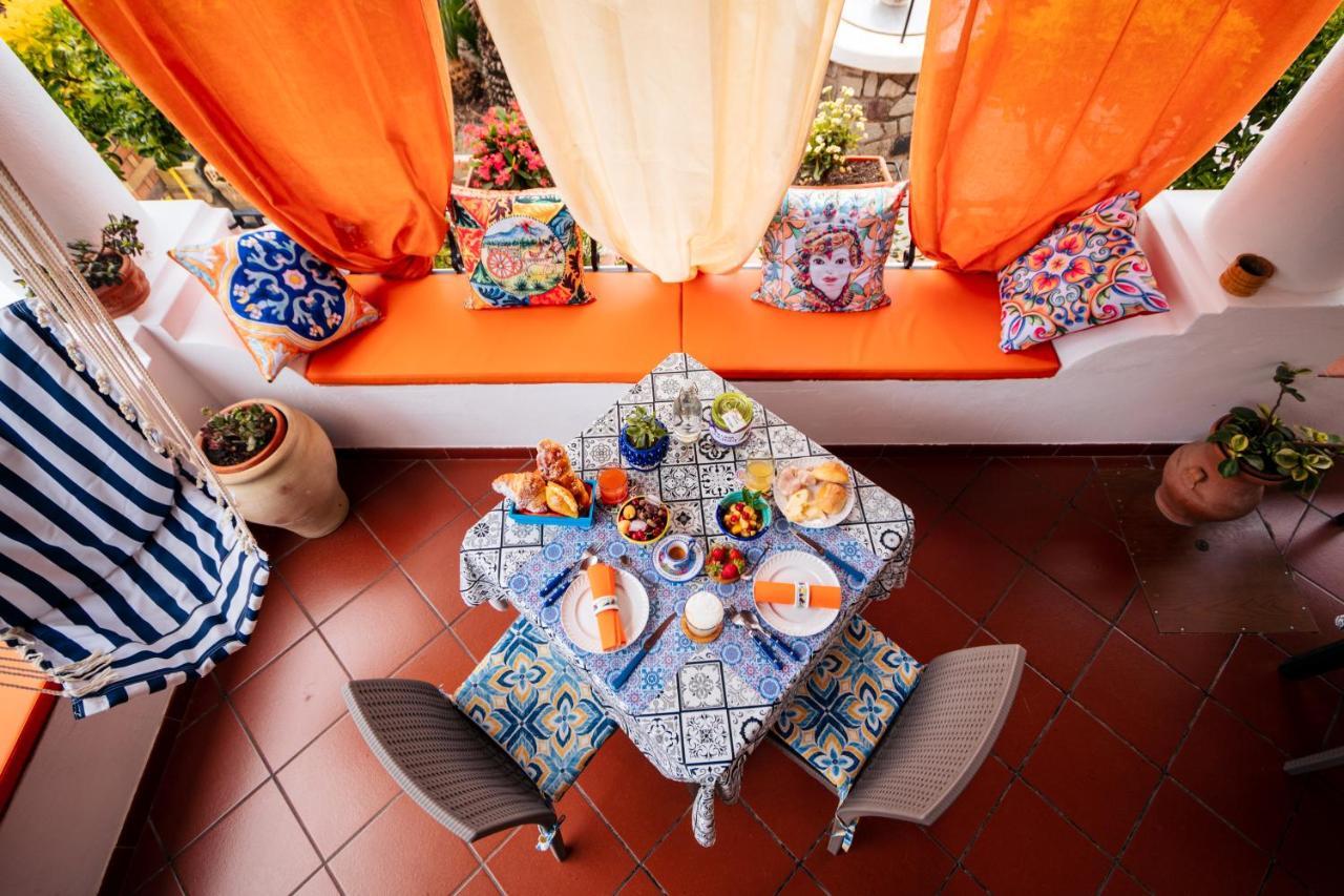 Lauricella Bed And Breakfast Λίπαρι Εξωτερικό φωτογραφία
