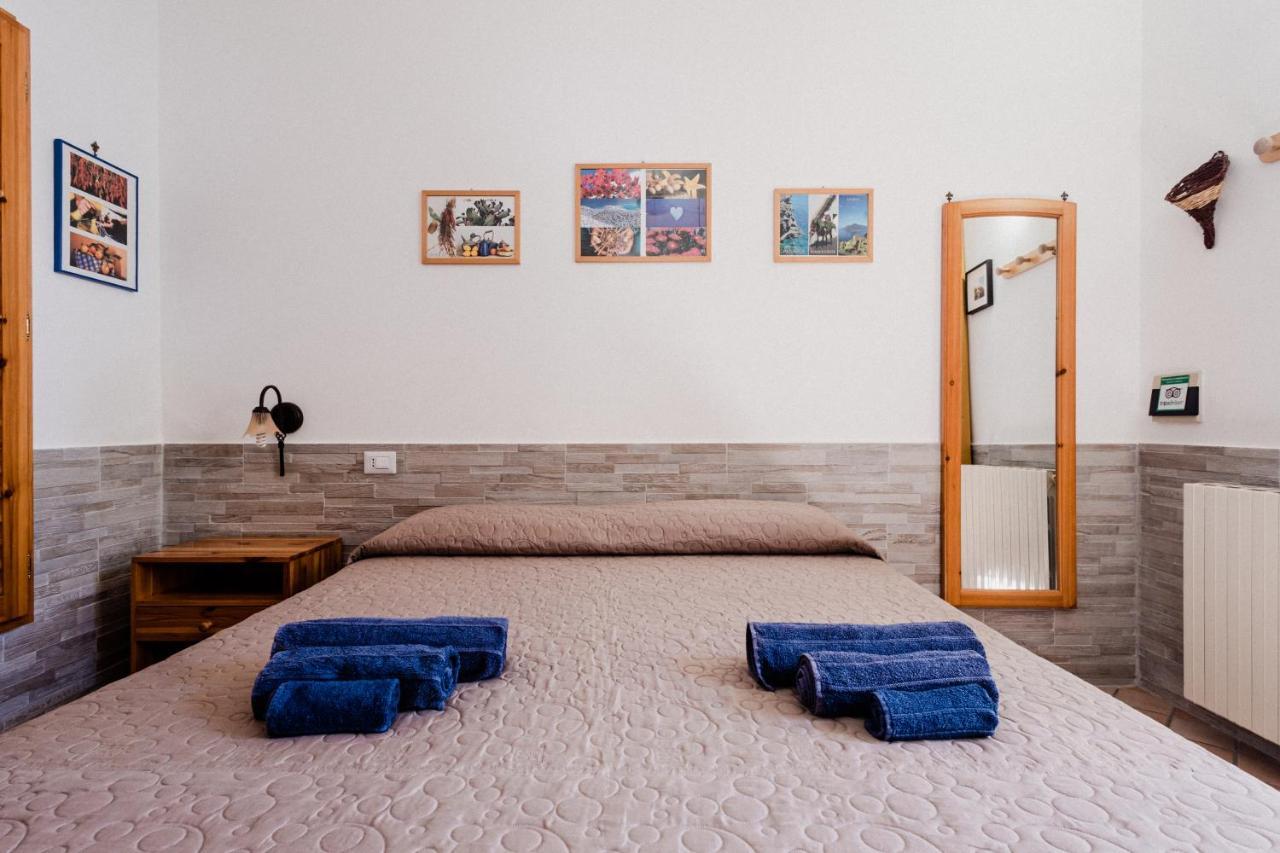 Lauricella Bed And Breakfast Λίπαρι Εξωτερικό φωτογραφία